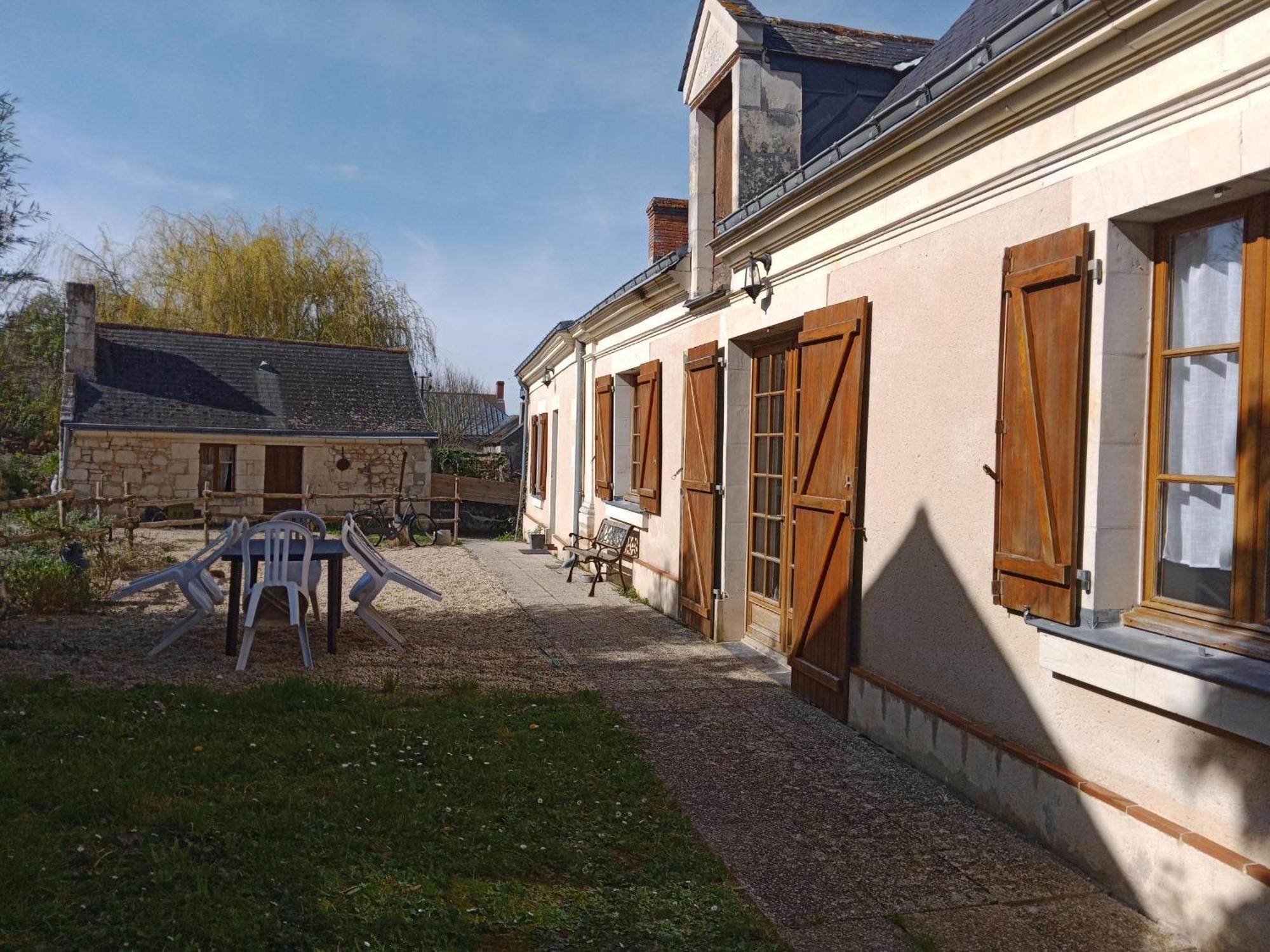 L'Ecole Buissonniere Villa Noyant-la-Plaine ภายนอก รูปภาพ